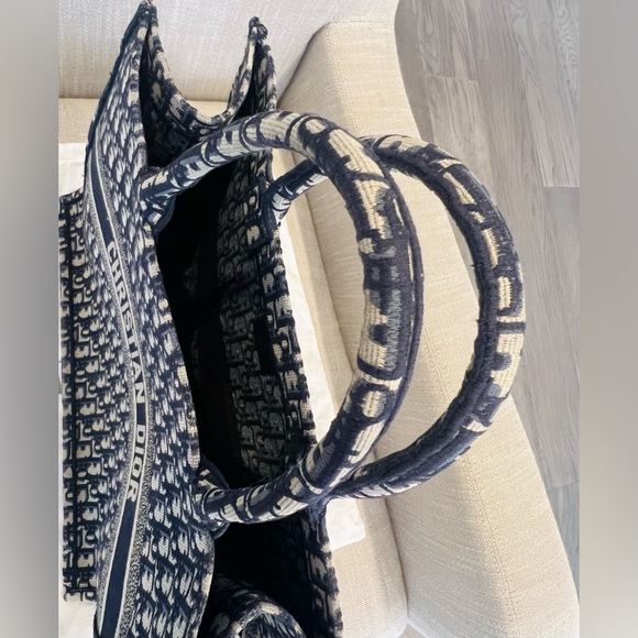 Dior Large Book Tote - Picture 10 of 14